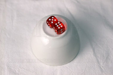 Putih Keramik Casino Dadu Roller Piala Kecurangan Dengan Remote Control